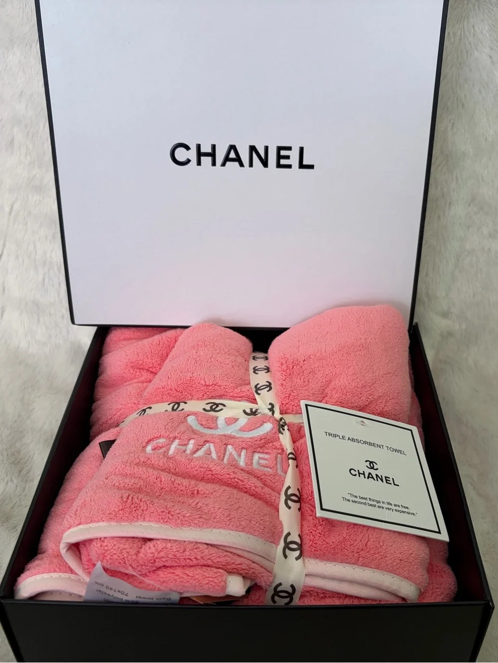 Rare Auth Chanel Bath Towel Set!